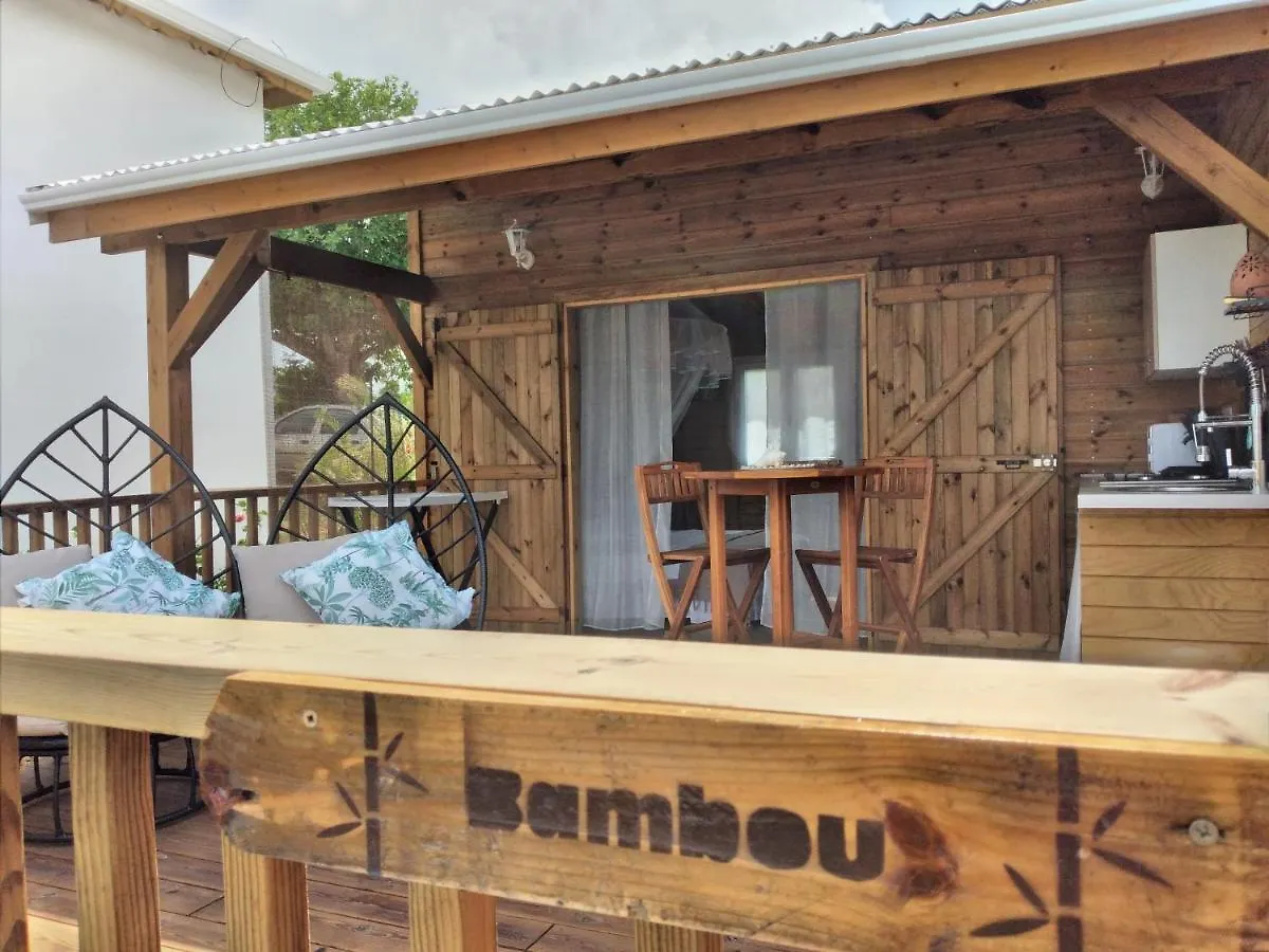 הקונטקטים של L\'Odyssee Des Sens Gite Bambou